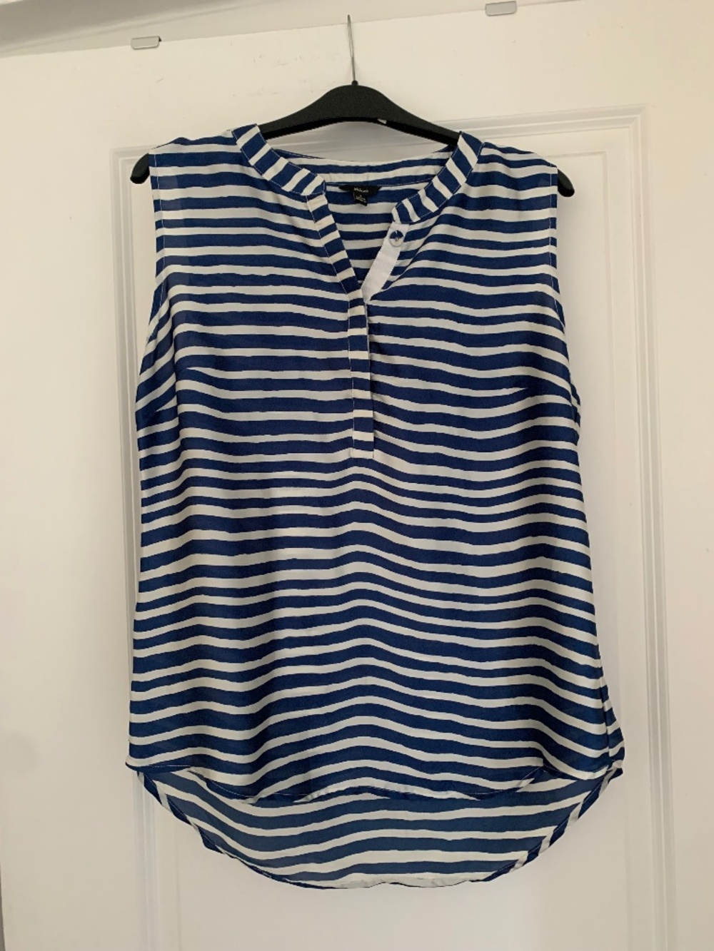 Milano Blue & White Striped Sleeveless Henley Blouse High-Low Hem, Sz M